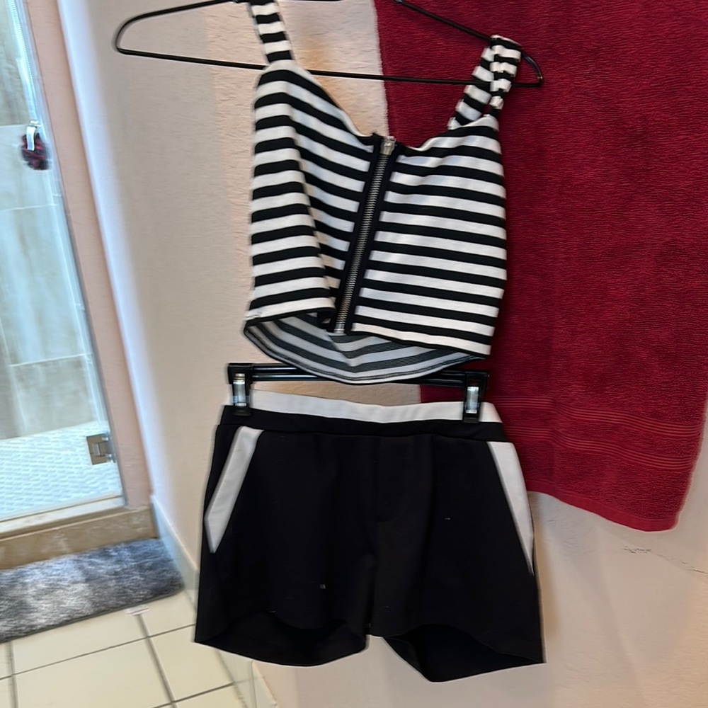 Mine Black and White Women's Shorts